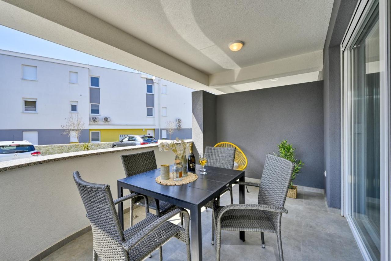 נובליה Relax Apartments מראה חיצוני תמונה
