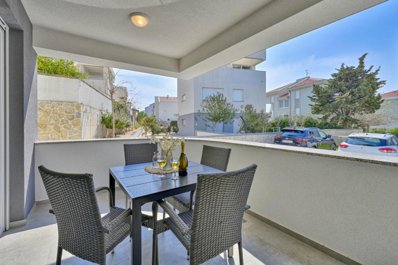 נובליה Relax Apartments מראה חיצוני תמונה