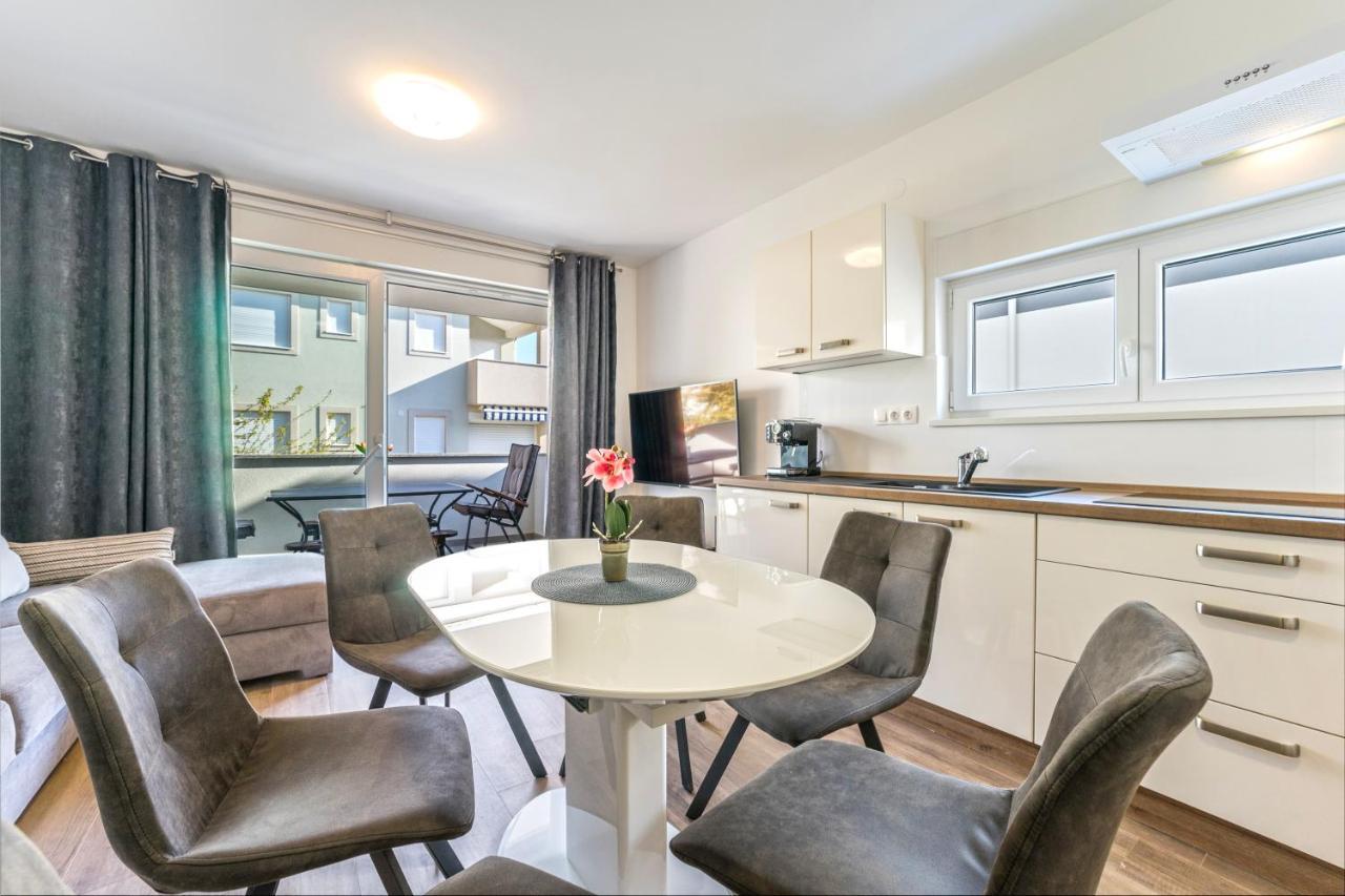 נובליה Relax Apartments מראה חיצוני תמונה