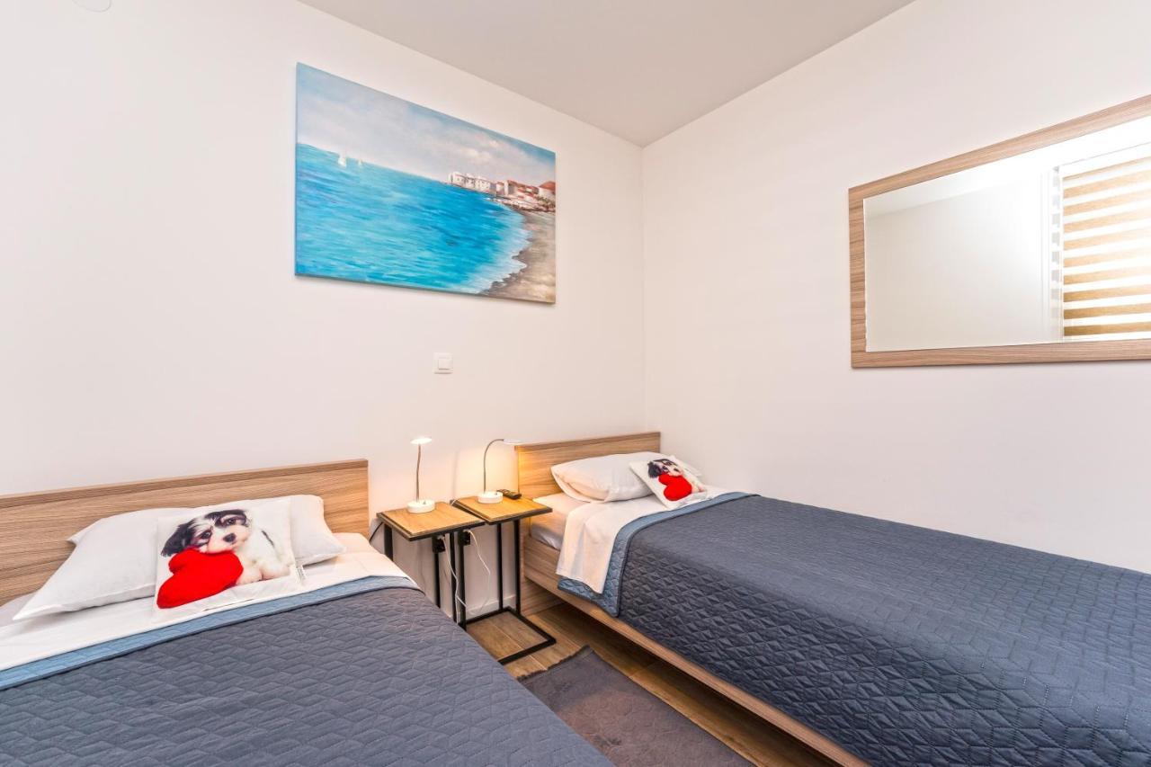 נובליה Relax Apartments מראה חיצוני תמונה
