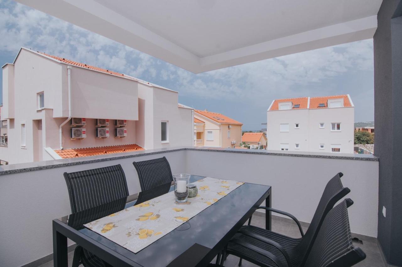 נובליה Relax Apartments מראה חיצוני תמונה