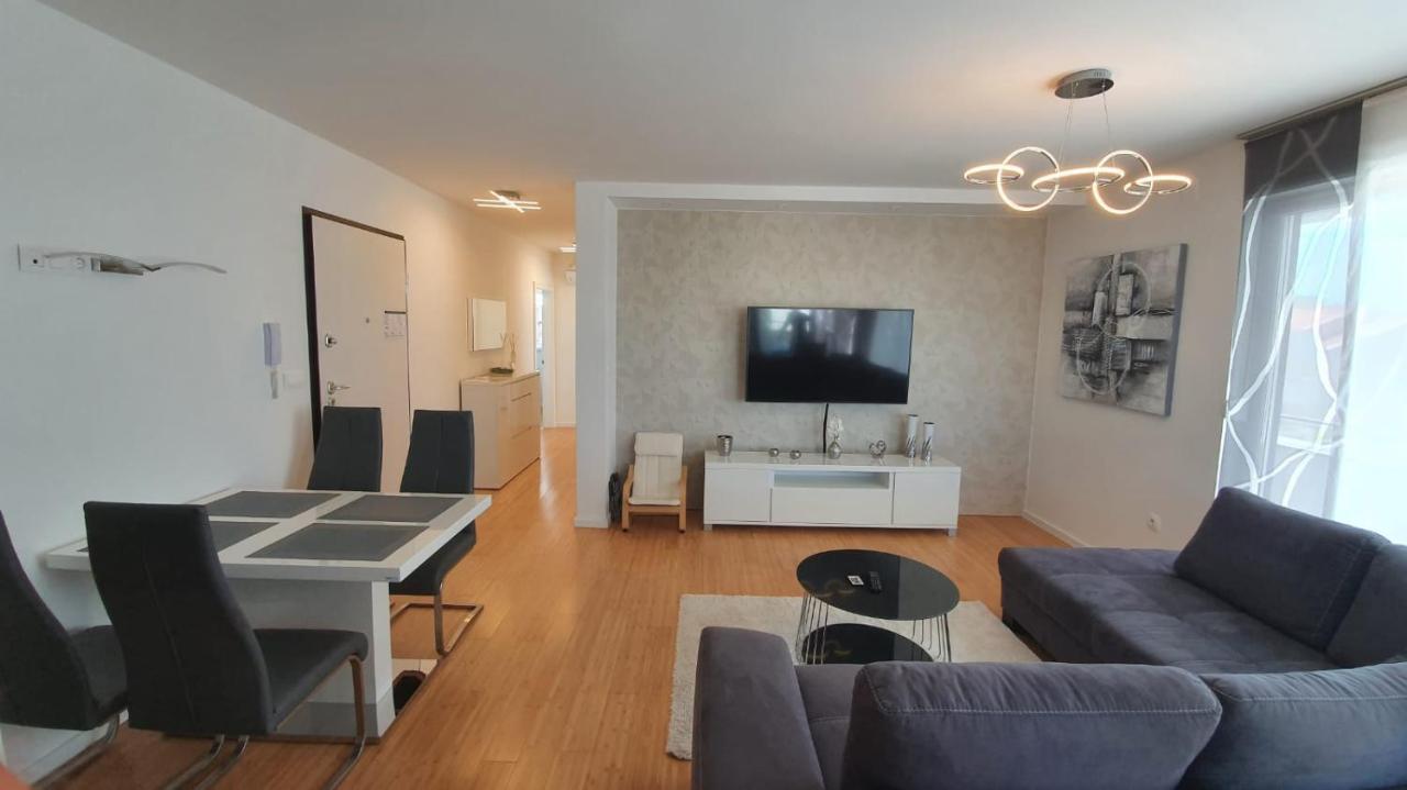 נובליה Relax Apartments מראה חיצוני תמונה