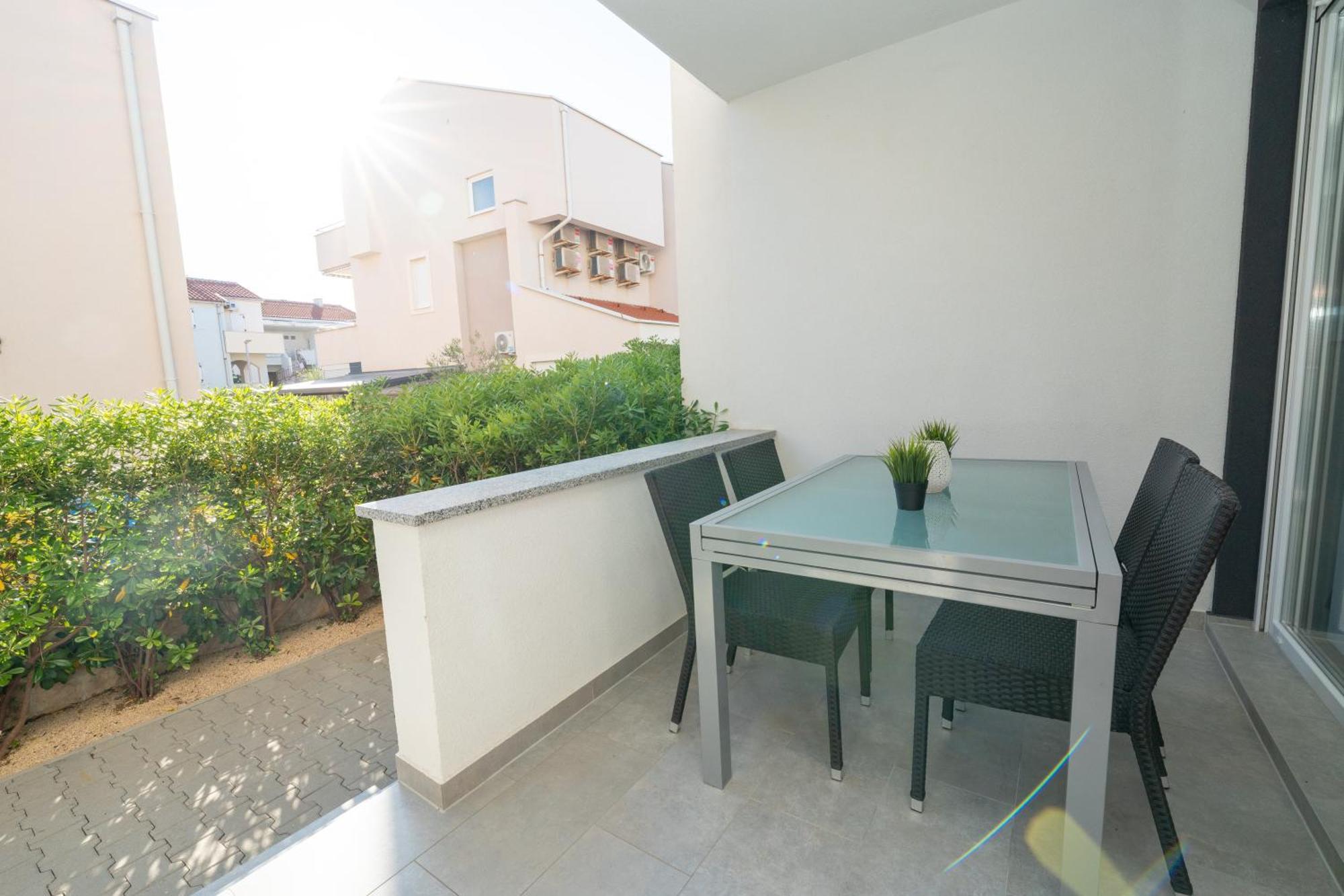 נובליה Relax Apartments מראה חיצוני תמונה
