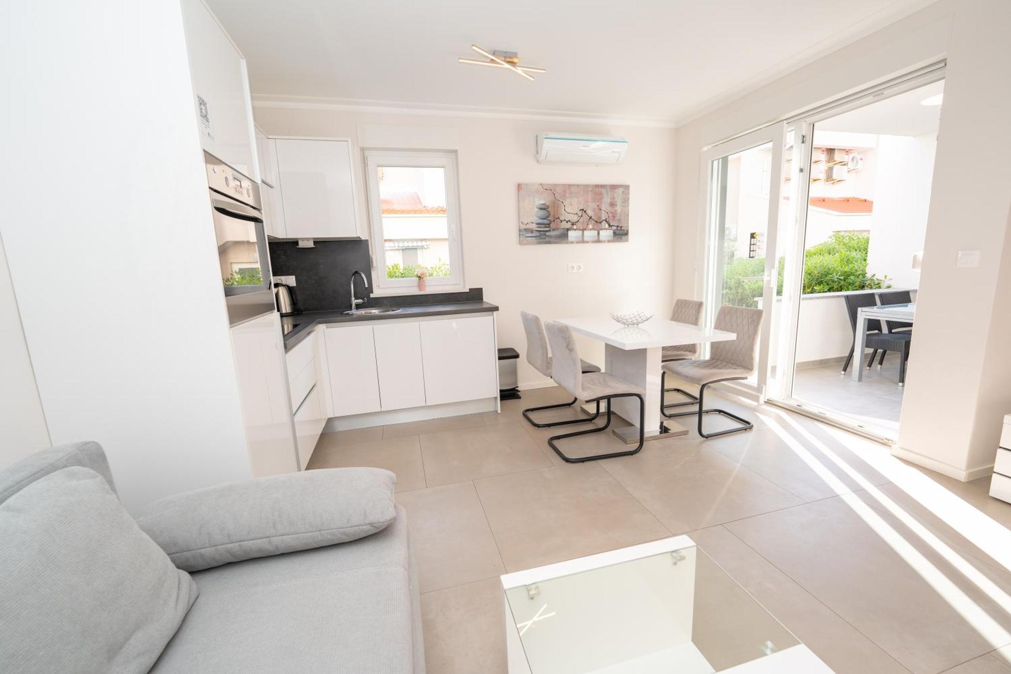 נובליה Relax Apartments מראה חיצוני תמונה