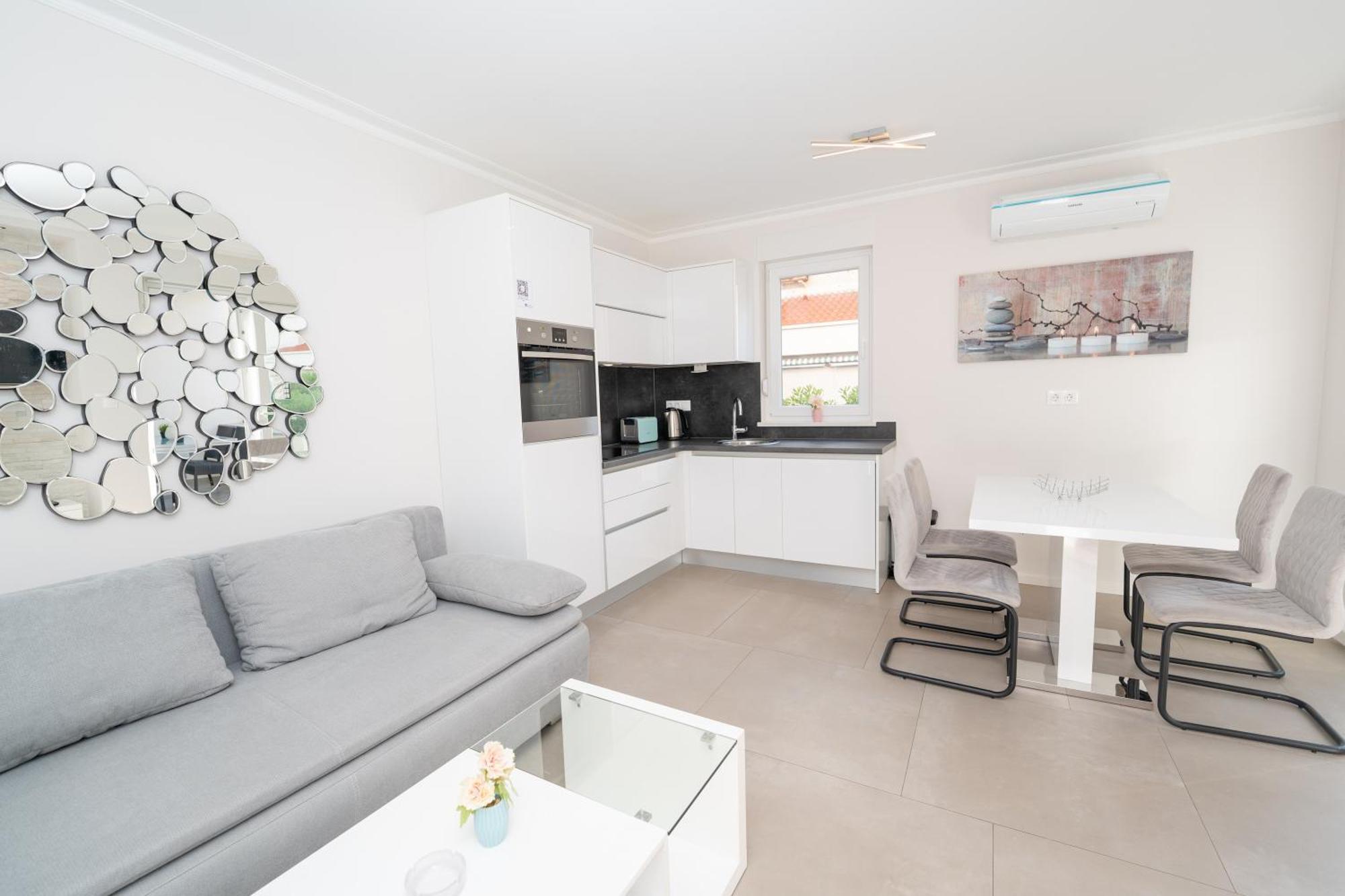נובליה Relax Apartments מראה חיצוני תמונה