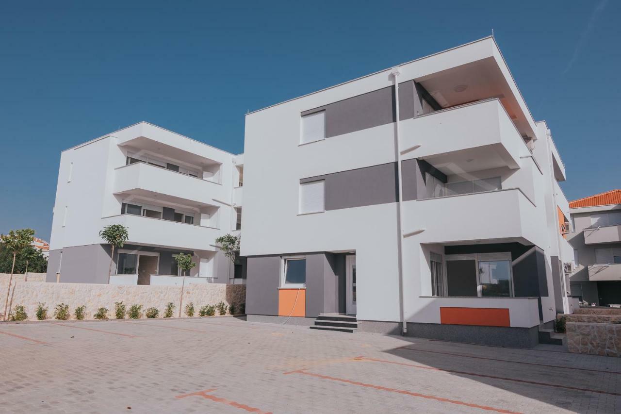 נובליה Relax Apartments מראה חיצוני תמונה