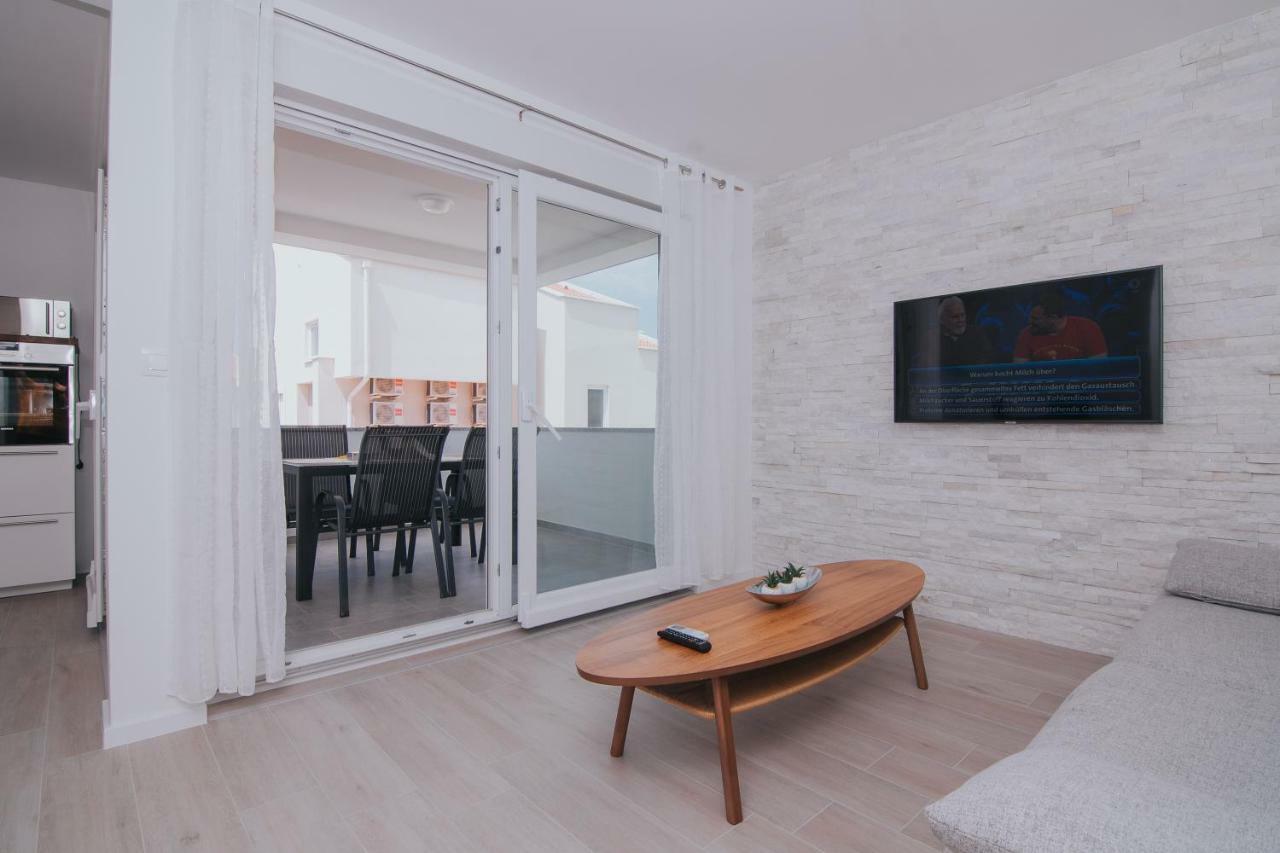 נובליה Relax Apartments מראה חיצוני תמונה
