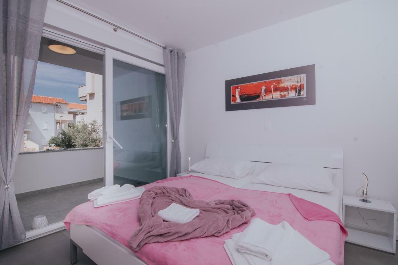 נובליה Relax Apartments מראה חיצוני תמונה